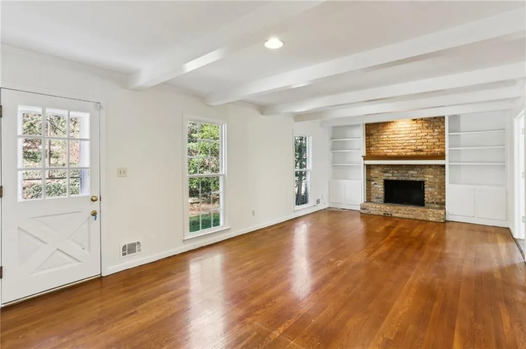 540 Bridgewater Drive, Atlanta, Georgia 30328, 4 Bedrooms Bedrooms, ,3 BathroomsBathrooms,Residential,Sold,540 Bridgewater Drive,7512755