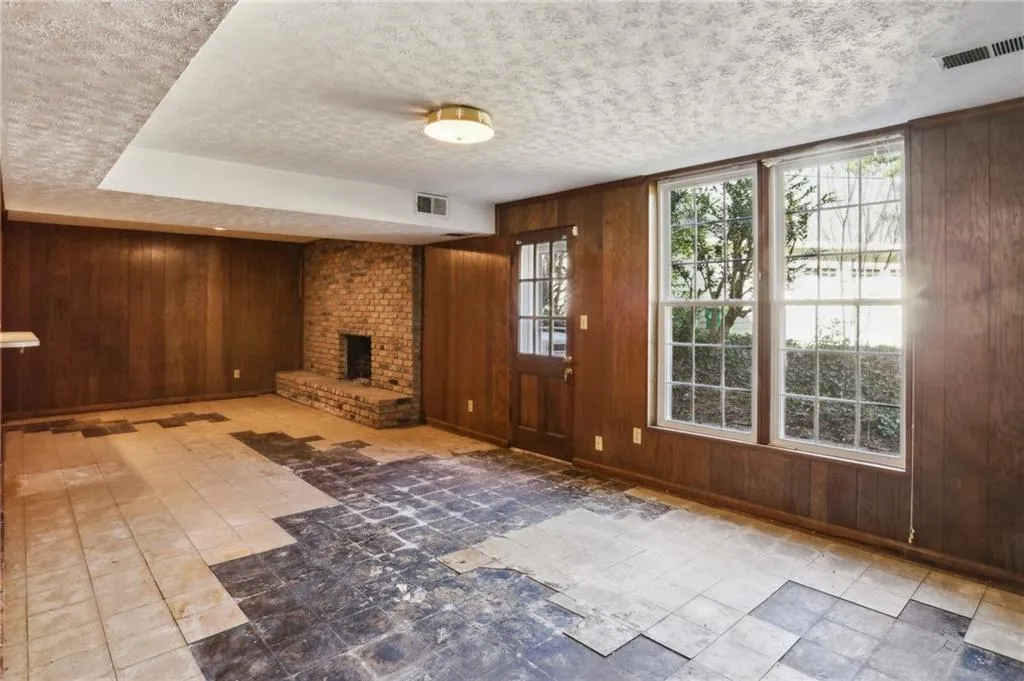 540 Bridgewater Drive, Atlanta, Georgia 30328, 4 Bedrooms Bedrooms, ,3 BathroomsBathrooms,Residential,Sold,540 Bridgewater Drive,7512755