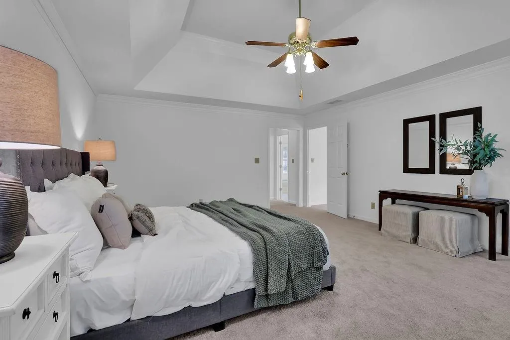 2180 Dunwoody Heritage Drive, Sandy Springs, Georgia 30350, 5 Bedrooms Bedrooms, ,3 BathroomsBathrooms,Residential,Sold,2180 Dunwoody Heritage Drive,7131026