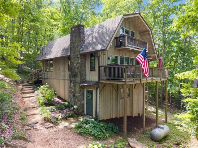 222 Matterhorn Drive, Sautee Nacoochee, Georgia 30571