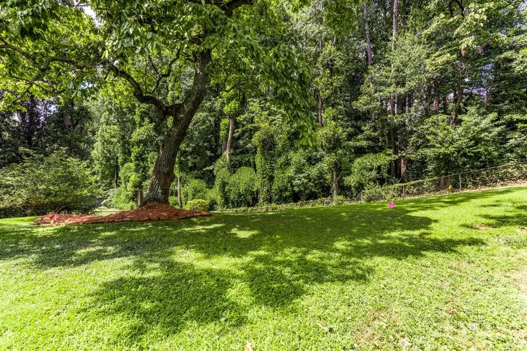 155 Forrest Lake Drive, Sandy Springs, Georgia 30327, 3 Bedrooms Bedrooms, ,2 BathroomsBathrooms,Residential,Sold,155 Forrest Lake Drive,7268317