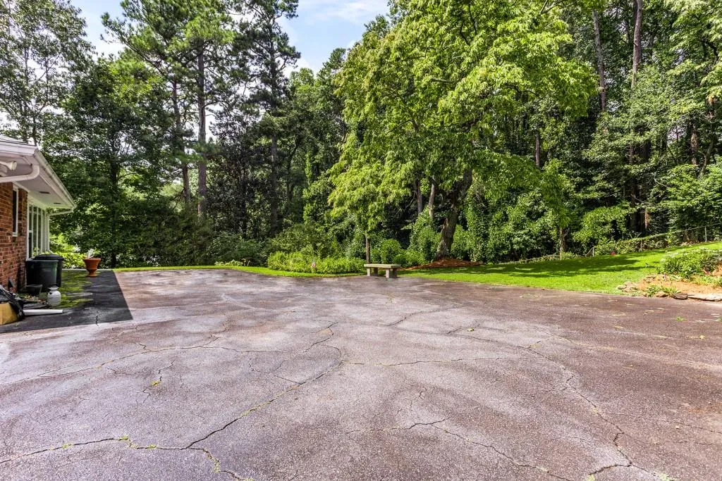 155 Forrest Lake Drive, Sandy Springs, Georgia 30327, 3 Bedrooms Bedrooms, ,2 BathroomsBathrooms,Residential,Sold,155 Forrest Lake Drive,7268317