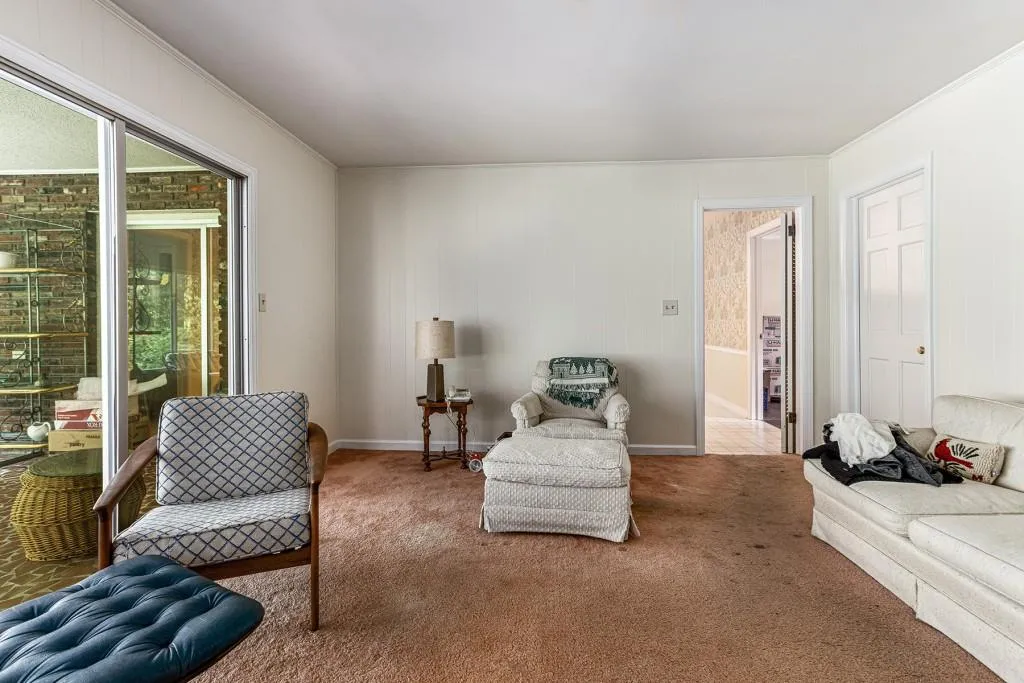 155 Forrest Lake Drive, Sandy Springs, Georgia 30327, 3 Bedrooms Bedrooms, ,2 BathroomsBathrooms,Residential,Sold,155 Forrest Lake Drive,7268317