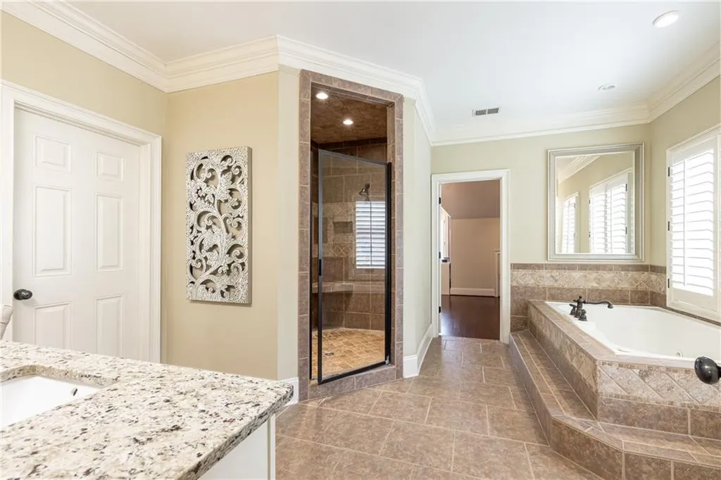 317 Windsor Parkway, Atlanta, Georgia 30342, 5 Bedrooms Bedrooms, ,5 BathroomsBathrooms,Residential,For Sale,317 Windsor Parkway,7742660