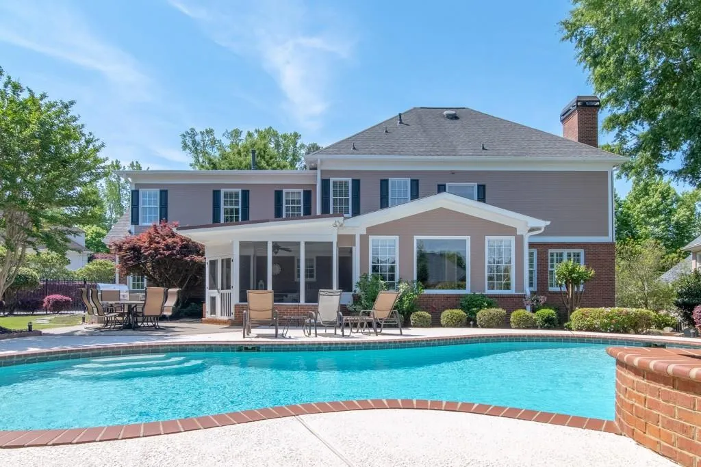 620 Saddleview Court, Sandy Springs, Georgia 30350, 5 Bedrooms Bedrooms, ,4 BathroomsBathrooms,Residential,Sold,620 Saddleview Court,6546284