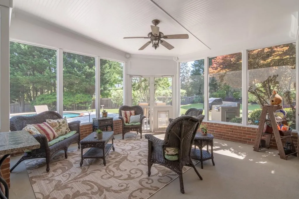 620 Saddleview Court, Sandy Springs, Georgia 30350, 5 Bedrooms Bedrooms, ,4 BathroomsBathrooms,Residential,Sold,620 Saddleview Court,6546284