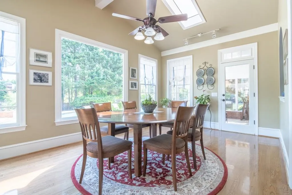 620 Saddleview Court, Sandy Springs, Georgia 30350, 5 Bedrooms Bedrooms, ,4 BathroomsBathrooms,Residential,Sold,620 Saddleview Court,6546284