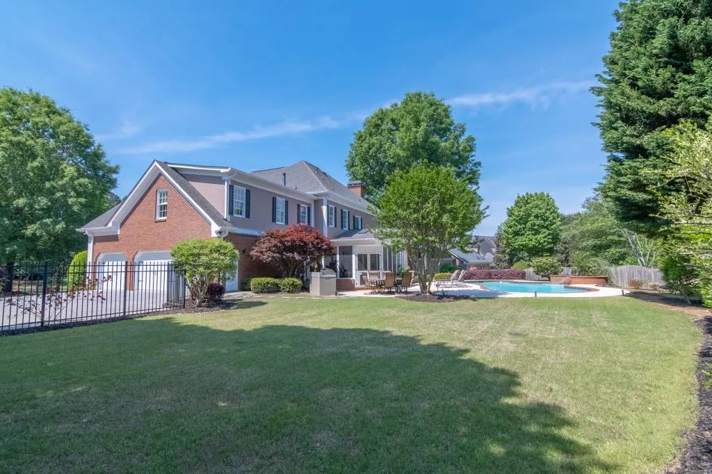 620 Saddleview Court, Sandy Springs, Georgia 30350, 5 Bedrooms Bedrooms, ,4 BathroomsBathrooms,Residential,Sold,620 Saddleview Court,6546284