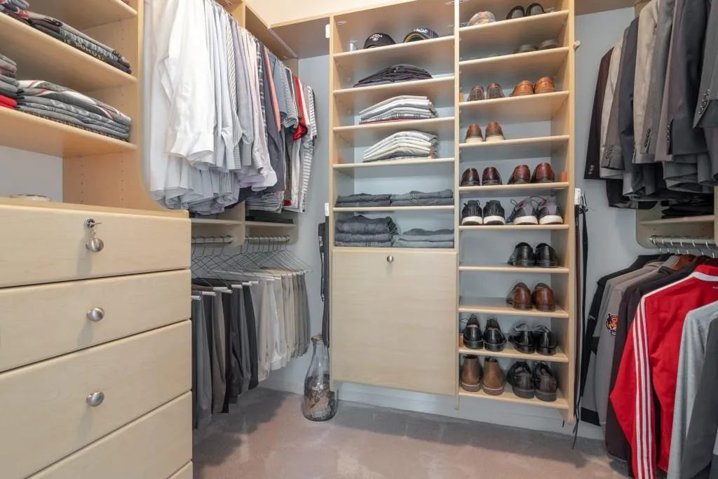 620 Saddleview Court, Sandy Springs, Georgia 30350, 5 Bedrooms Bedrooms, ,4 BathroomsBathrooms,Residential,Sold,620 Saddleview Court,6546284