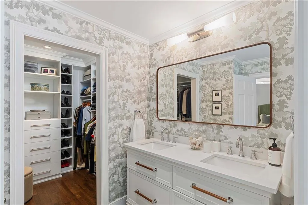 2774 Andrews Drive Nw Unit #7, Atlanta, Georgia 30305, 3 Bedrooms Bedrooms, ,3 BathroomsBathrooms,Residential,For Sale,2774 Andrews Drive Nw Unit #7,7638448