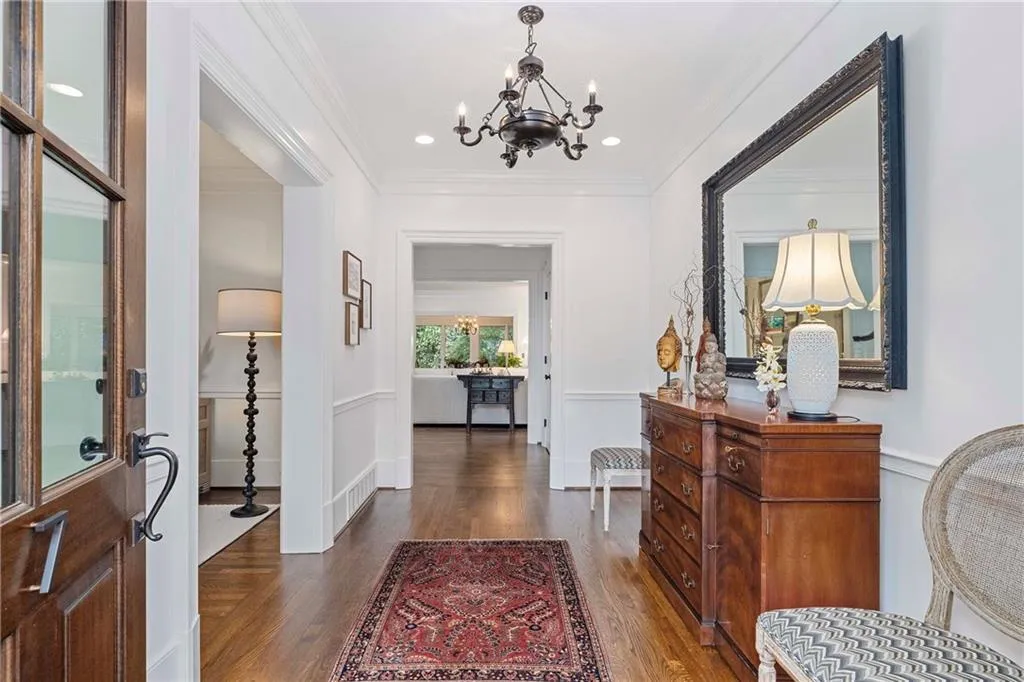 2774 Andrews Drive Nw Unit #7, Atlanta, Georgia 30305, 3 Bedrooms Bedrooms, ,3 BathroomsBathrooms,Residential,For Sale,2774 Andrews Drive Nw Unit #7,7638448