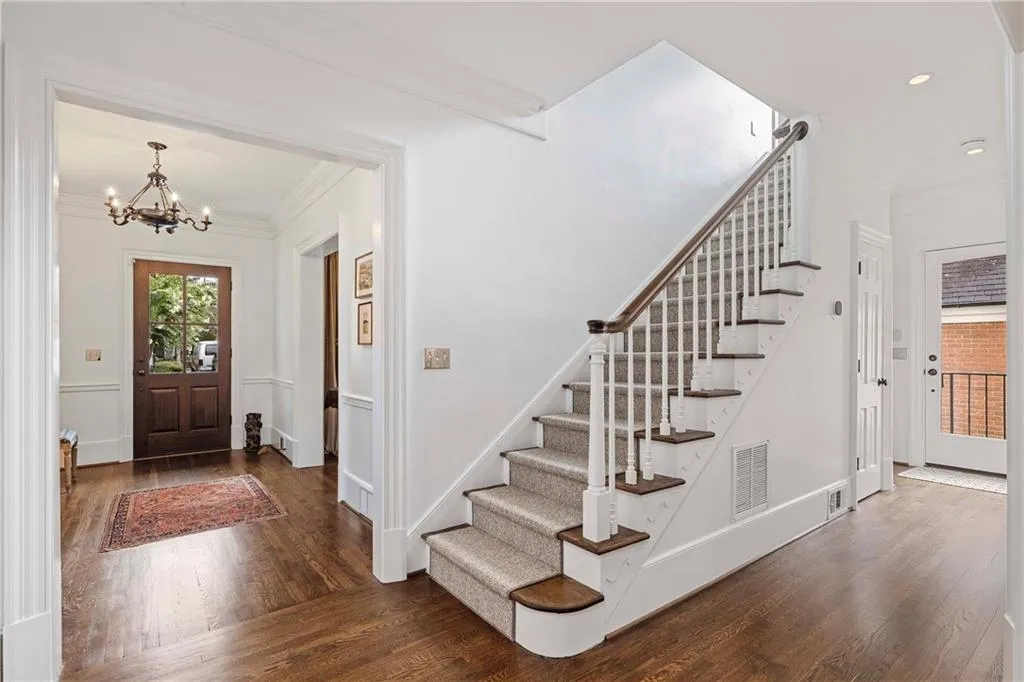 2774 Andrews Drive Nw Unit #7, Atlanta, Georgia 30305, 3 Bedrooms Bedrooms, ,3 BathroomsBathrooms,Residential,For Sale,2774 Andrews Drive Nw Unit #7,7638448