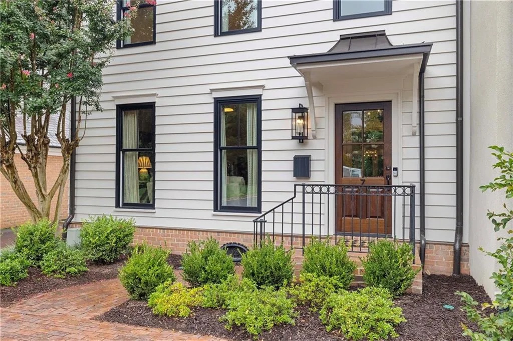 2774 Andrews Drive Nw Unit #7, Atlanta, Georgia 30305, 3 Bedrooms Bedrooms, ,3 BathroomsBathrooms,Residential,For Sale,2774 Andrews Drive Nw Unit #7,7638448