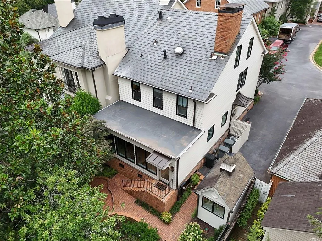2774 Andrews Drive Nw Unit #7, Atlanta, Georgia 30305, 3 Bedrooms Bedrooms, ,3 BathroomsBathrooms,Residential,For Sale,2774 Andrews Drive Nw Unit #7,7638448