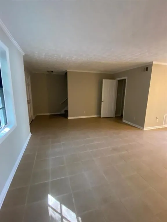 290 Winding River Drive Unit H, Atlanta, Georgia 30350, 3 Bedrooms Bedrooms, ,2 BathroomsBathrooms,Residential,Sold,290 Winding River Drive Unit H,7175174