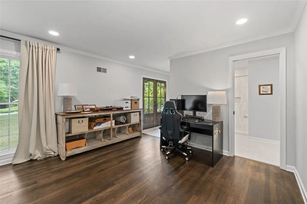 4725 Brinkley Lane, Atlanta, Georgia 30342, 3 Bedrooms Bedrooms, ,3 BathroomsBathrooms,Residential,Sold,4725 Brinkley Lane,7373124