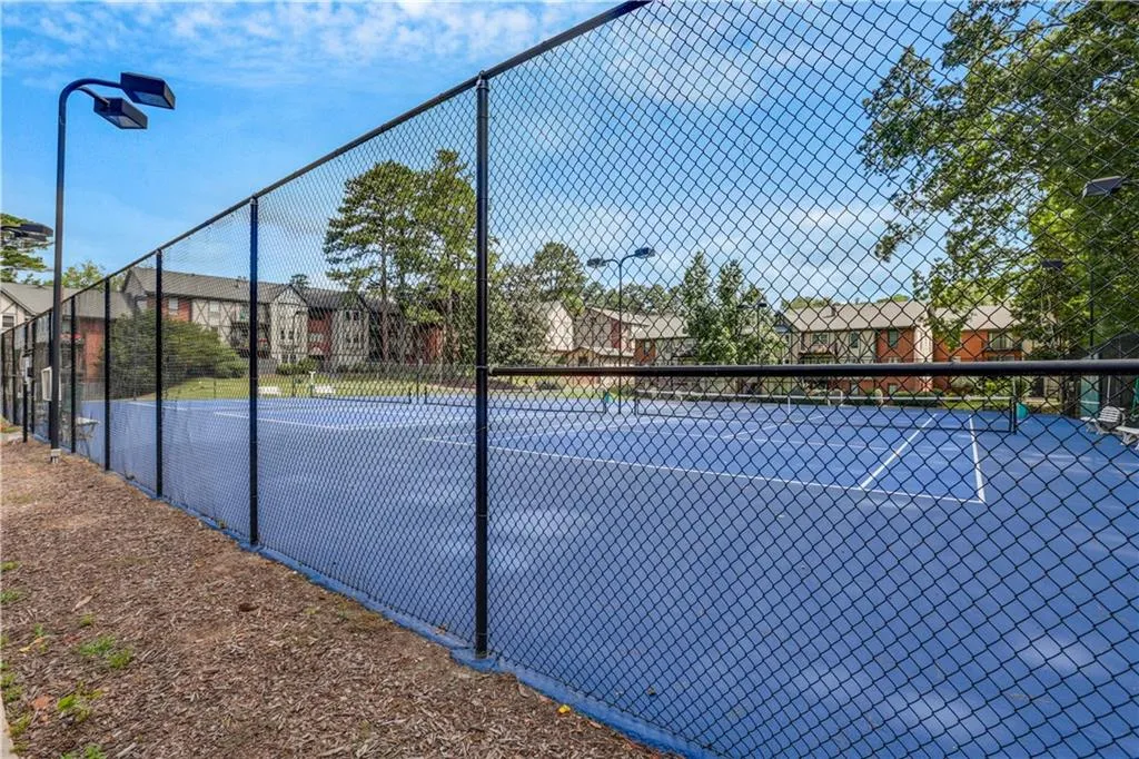 6851 Roswell Road Unit C6, Sandy Springs, Georgia 30328, 3 Bedrooms Bedrooms, ,2 BathroomsBathrooms,Residential,Sold,6851 Roswell Road Unit C6,7419741
