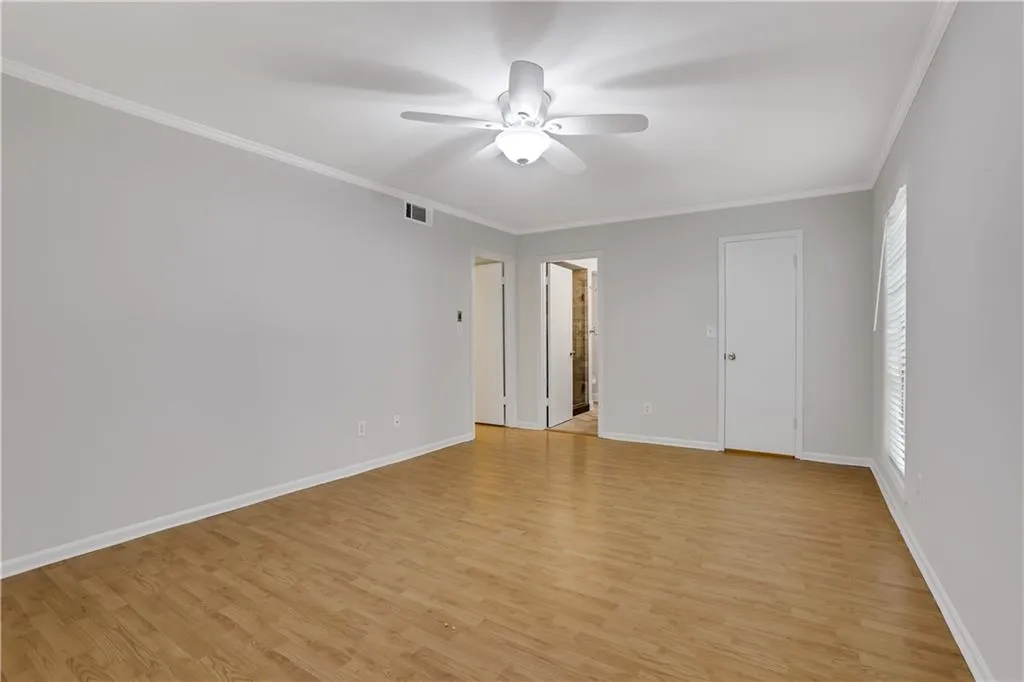 6851 Roswell Road Unit C6, Sandy Springs, Georgia 30328, 3 Bedrooms Bedrooms, ,2 BathroomsBathrooms,Residential,Sold,6851 Roswell Road Unit C6,7419741