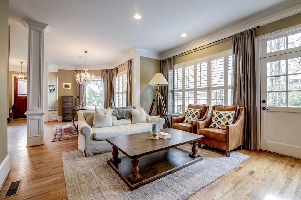 305 Alberta Drive, Atlanta, Georgia 30305, 5 Bedrooms Bedrooms, ,4 BathroomsBathrooms,Residential,Sold,305 Alberta Drive,5792188