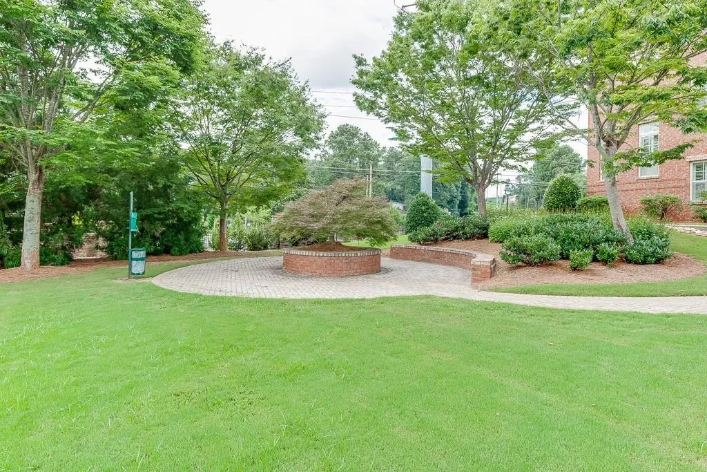 401 Alderwood Street, Atlanta, Georgia 30328, 3 Bedrooms Bedrooms, ,3 BathroomsBathrooms,Residential,Sold,401 Alderwood Street,6790401