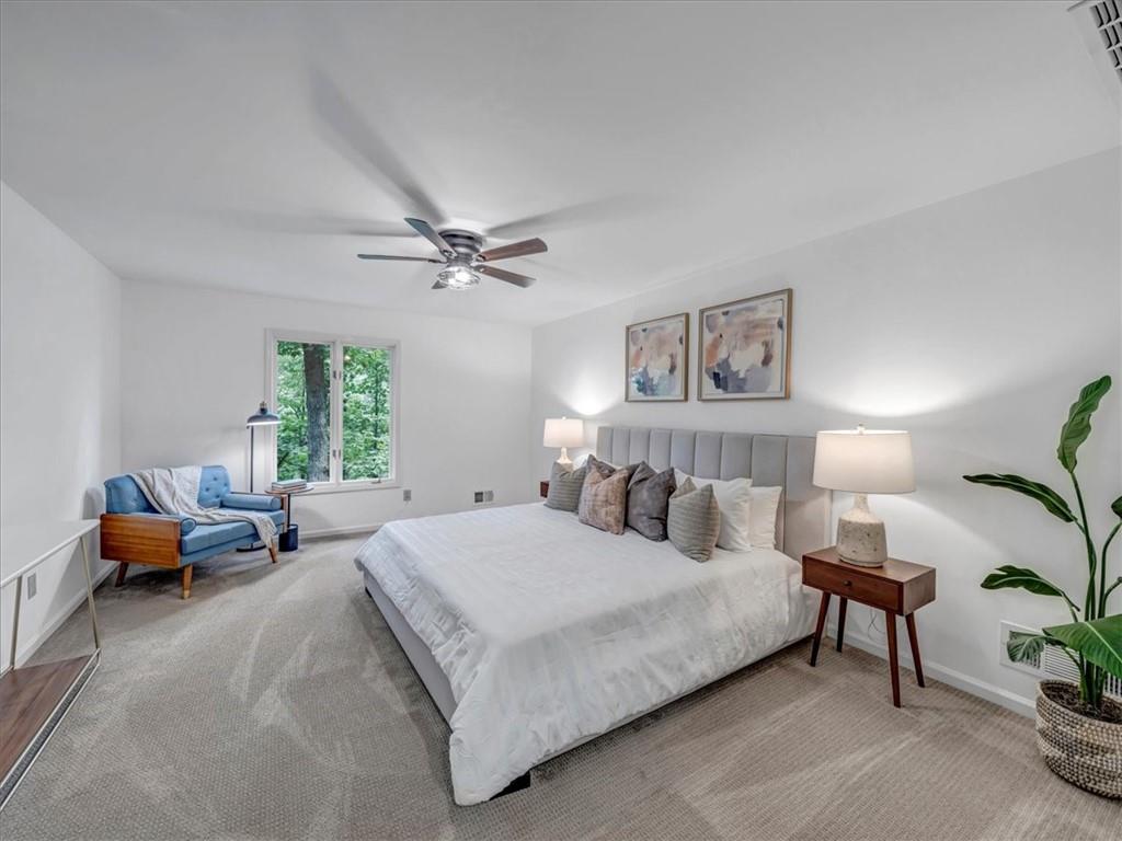 165 River Court Parkway, Sandy Springs, Georgia 30328, 3 Bedrooms Bedrooms, ,3 BathroomsBathrooms,Residential,Sold,165 River Court Parkway,7241812
