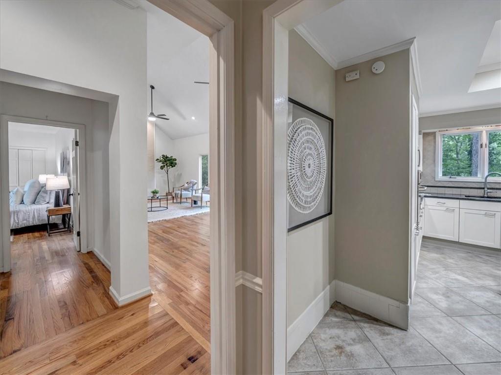 165 River Court Parkway, Sandy Springs, Georgia 30328, 3 Bedrooms Bedrooms, ,3 BathroomsBathrooms,Residential,Sold,165 River Court Parkway,7241812