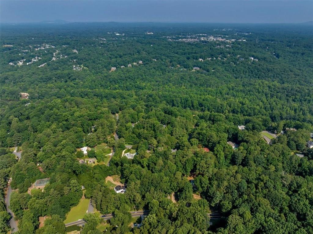 165 River Court Parkway, Sandy Springs, Georgia 30328, 3 Bedrooms Bedrooms, ,3 BathroomsBathrooms,Residential,Sold,165 River Court Parkway,7241812