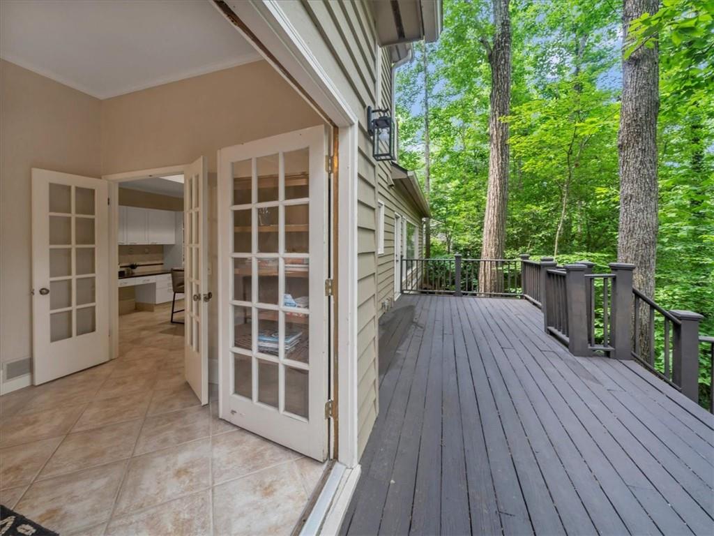 165 River Court Parkway, Sandy Springs, Georgia 30328, 3 Bedrooms Bedrooms, ,3 BathroomsBathrooms,Residential,Sold,165 River Court Parkway,7241812