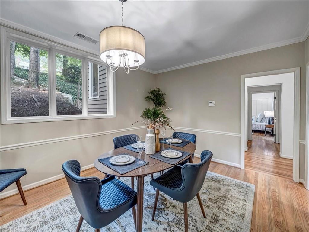 165 River Court Parkway, Sandy Springs, Georgia 30328, 3 Bedrooms Bedrooms, ,3 BathroomsBathrooms,Residential,Sold,165 River Court Parkway,7241812