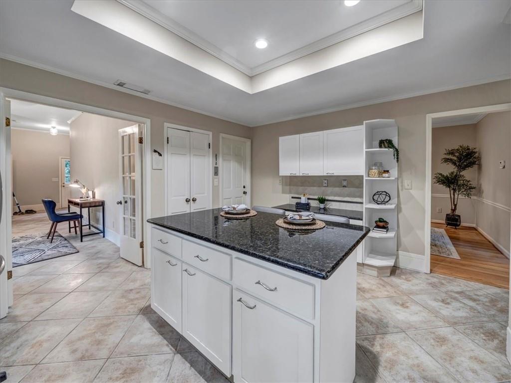 165 River Court Parkway, Sandy Springs, Georgia 30328, 3 Bedrooms Bedrooms, ,3 BathroomsBathrooms,Residential,Sold,165 River Court Parkway,7241812