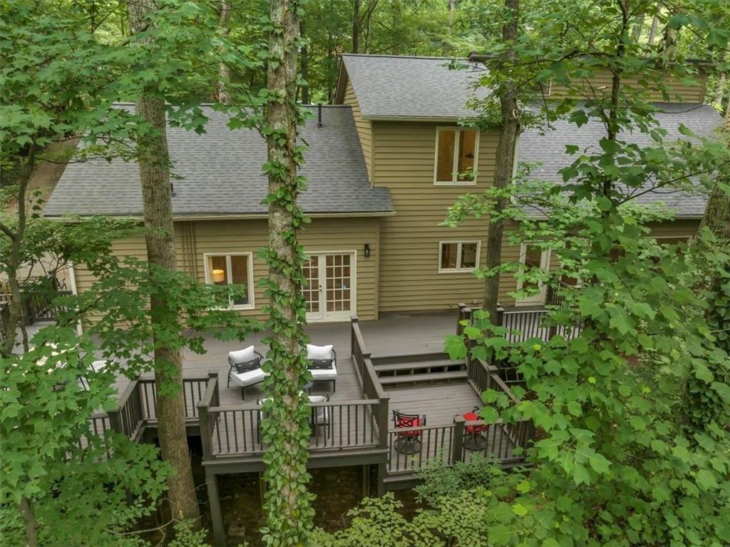165 River Court Parkway, Sandy Springs, Georgia 30328, 3 Bedrooms Bedrooms, ,3 BathroomsBathrooms,Residential,Sold,165 River Court Parkway,7241812
