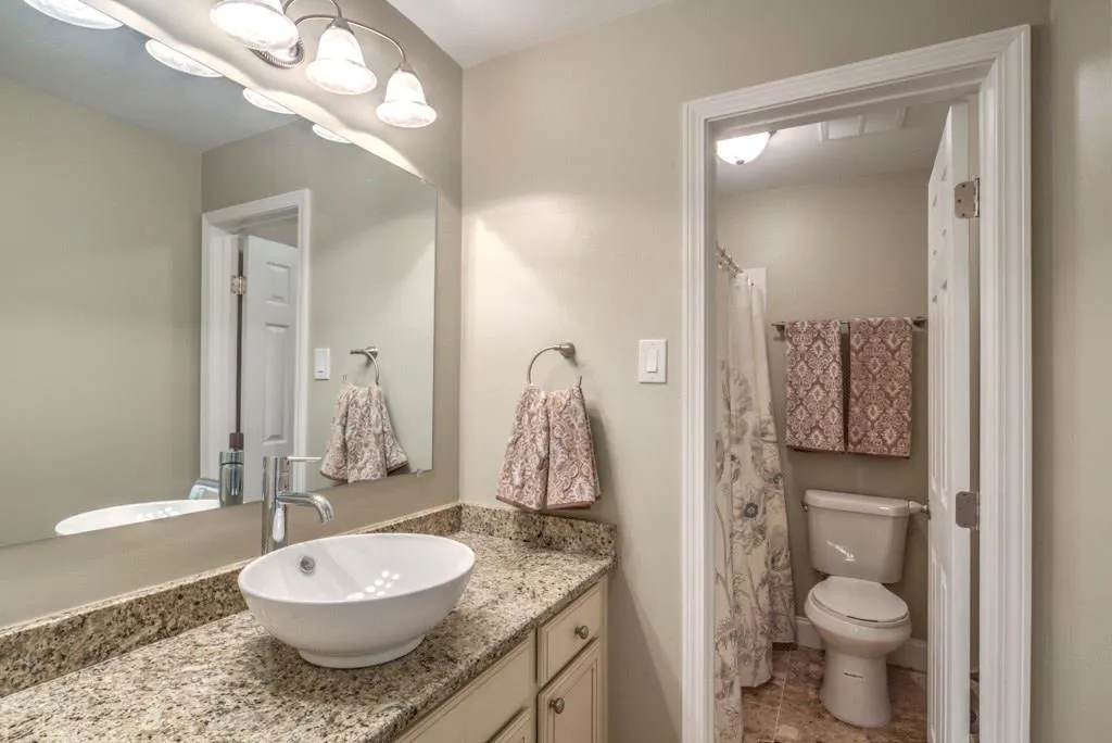 6980 Roswell Road Ne Unit K8, Atlanta, Georgia 30328, 2 Bedrooms Bedrooms, ,2 BathroomsBathrooms,Residential,Sold,6980 Roswell Road Ne Unit K8,5624716