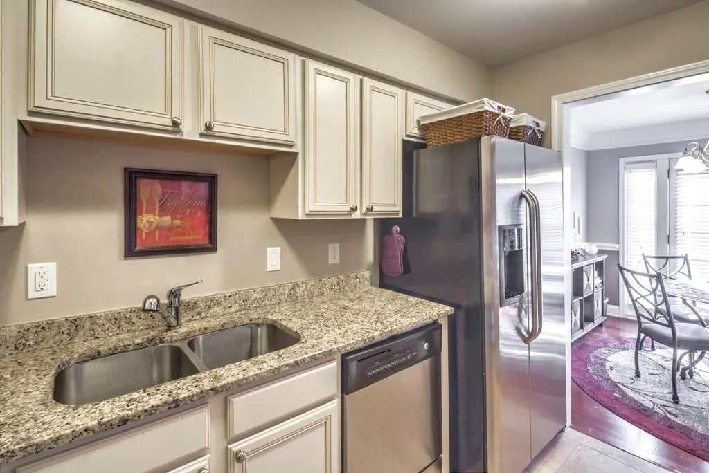 6980 Roswell Road Ne Unit K8, Atlanta, Georgia 30328, 2 Bedrooms Bedrooms, ,2 BathroomsBathrooms,Residential,Sold,6980 Roswell Road Ne Unit K8,5624716