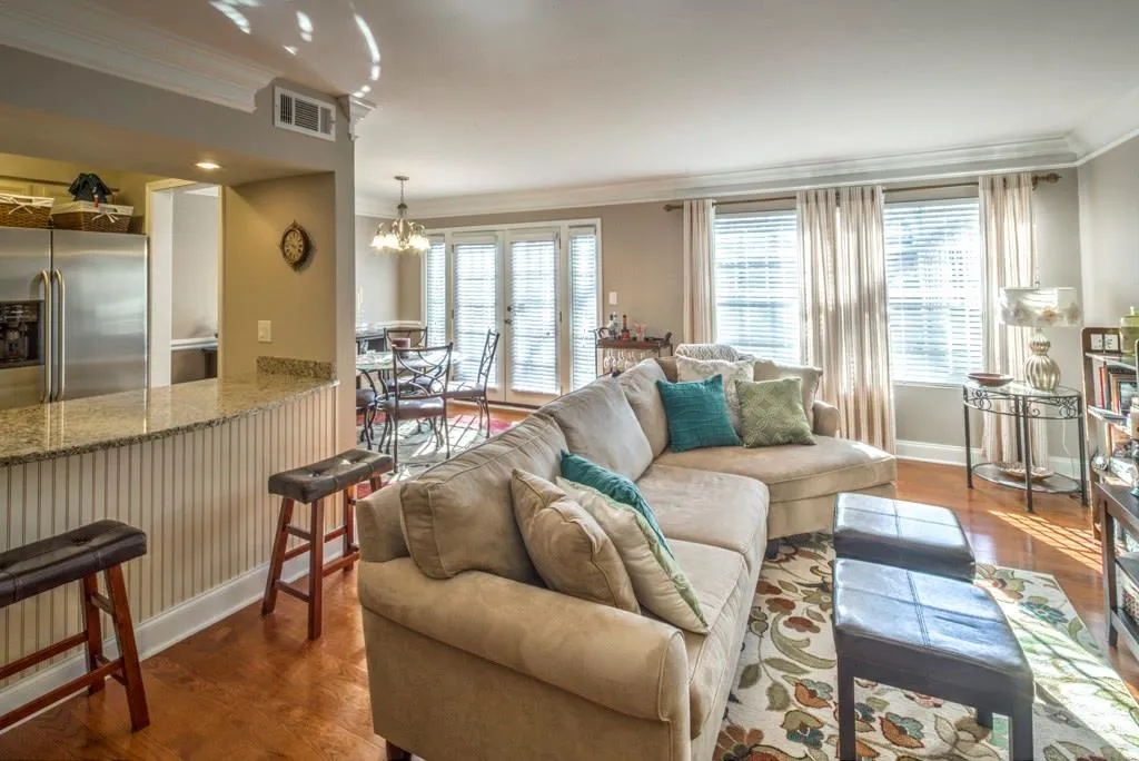 6980 Roswell Road Ne Unit K8, Atlanta, Georgia 30328, 2 Bedrooms Bedrooms, ,2 BathroomsBathrooms,Residential,Sold,6980 Roswell Road Ne Unit K8,5624716