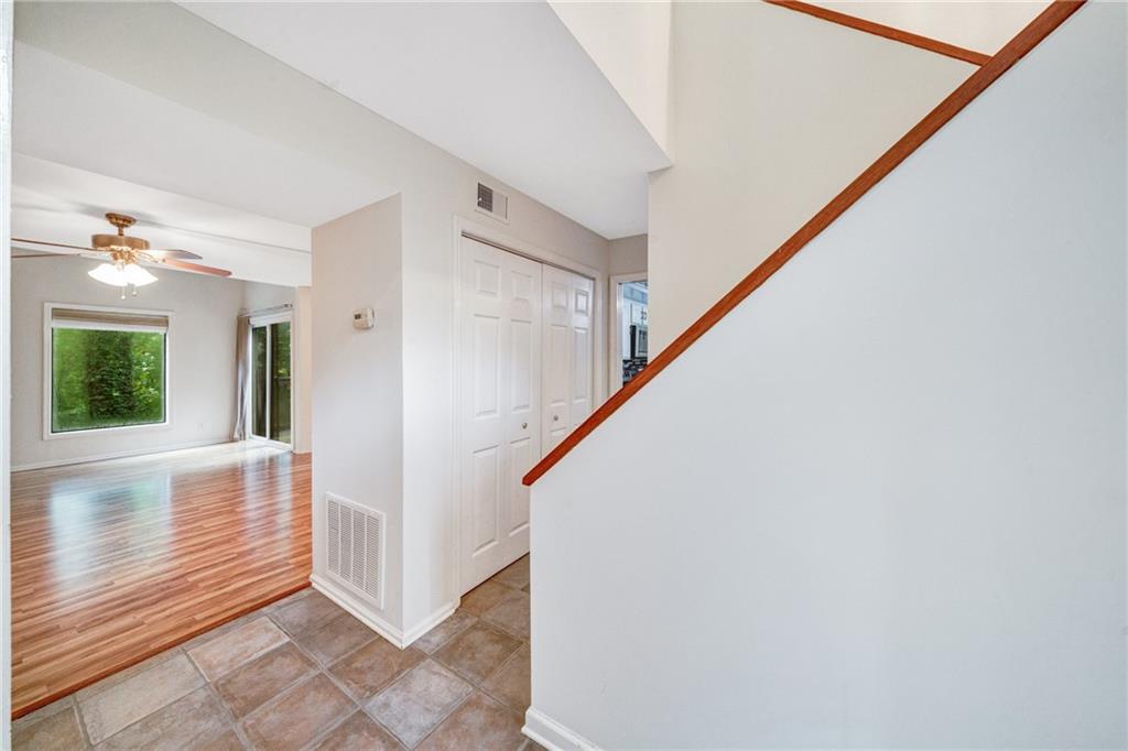 90 Forrest Place, Sandy Springs, Georgia 30328, 3 Bedrooms Bedrooms, ,3 BathroomsBathrooms,Residential,Sold,90 Forrest Place,7268745