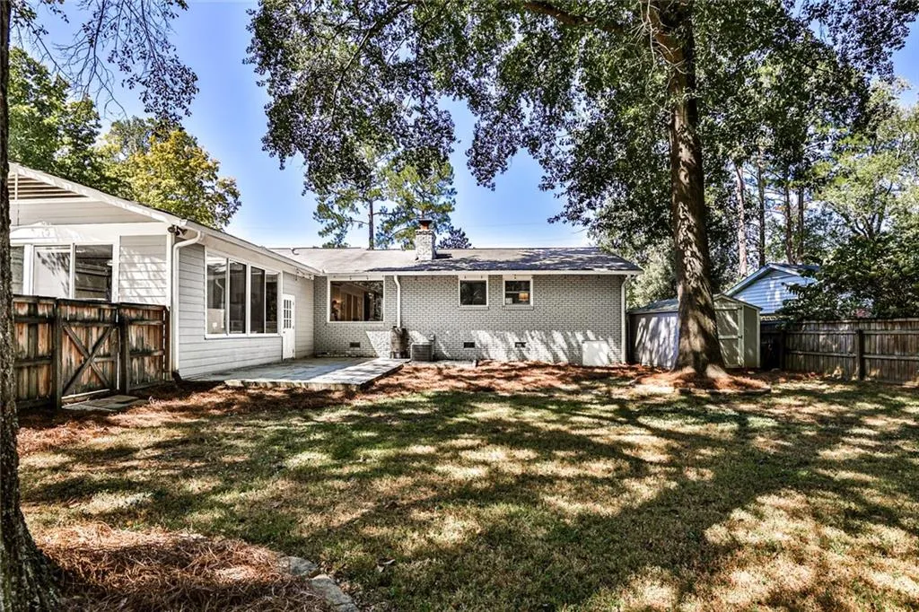 6639 Cherry Tree Lane, Sandy Springs, Georgia 30328, 3 Bedrooms Bedrooms, ,2 BathroomsBathrooms,Residential,Sold,6639 Cherry Tree Lane,7120774