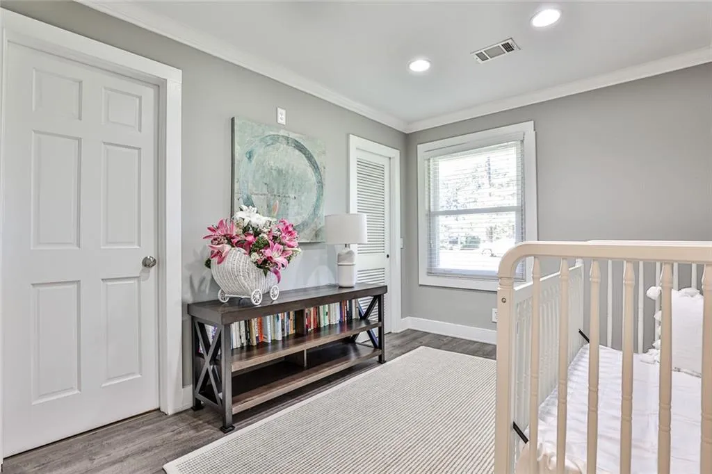 6639 Cherry Tree Lane, Sandy Springs, Georgia 30328, 3 Bedrooms Bedrooms, ,2 BathroomsBathrooms,Residential,Sold,6639 Cherry Tree Lane,7120774