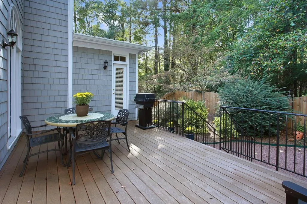 130 Hemmingwood Way, Sandy Springs, Georgia 30350, 4 Bedrooms Bedrooms, ,3 BathroomsBathrooms,Residential,Sold,130 Hemmingwood Way,5601956