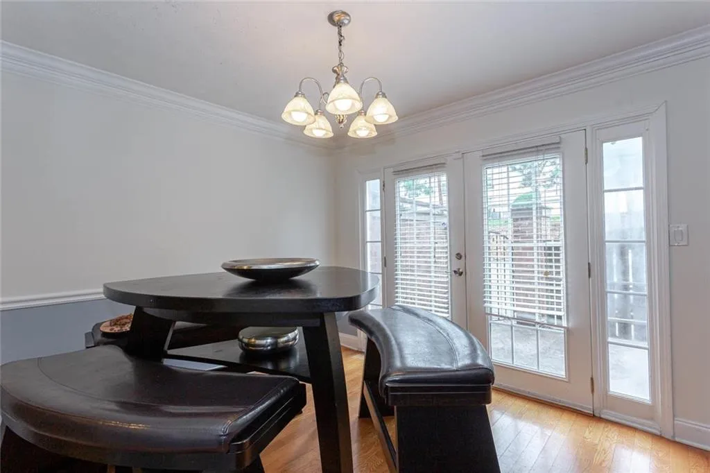 6980 Roswell Road Unit J8, Atlanta, Georgia 30328, 2 Bedrooms Bedrooms, ,1 BathroomBathrooms,Residential,Sold,6980 Roswell Road Unit J8,6803675