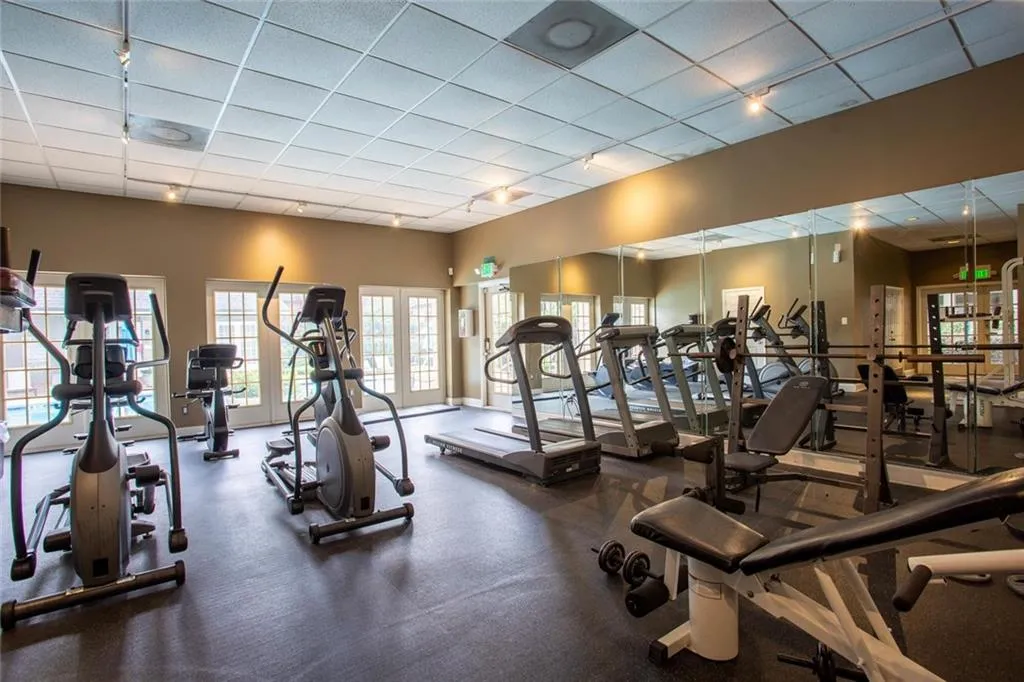 6980 Roswell Road Unit J8, Atlanta, Georgia 30328, 2 Bedrooms Bedrooms, ,1 BathroomBathrooms,Residential,Sold,6980 Roswell Road Unit J8,6803675