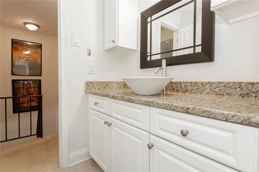 6980 Roswell Road Unit J8, Atlanta, Georgia 30328, 2 Bedrooms Bedrooms, ,1 BathroomBathrooms,Residential,Sold,6980 Roswell Road Unit J8,6803675