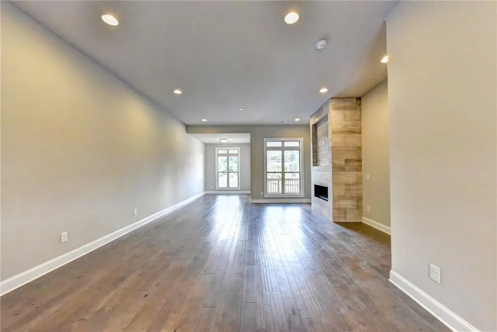 4125 Township Parkway, Atlanta, Georgia 30342, 3 Bedrooms Bedrooms, ,3 BathroomsBathrooms,Residential,Sold,4125 Township Parkway,5906933