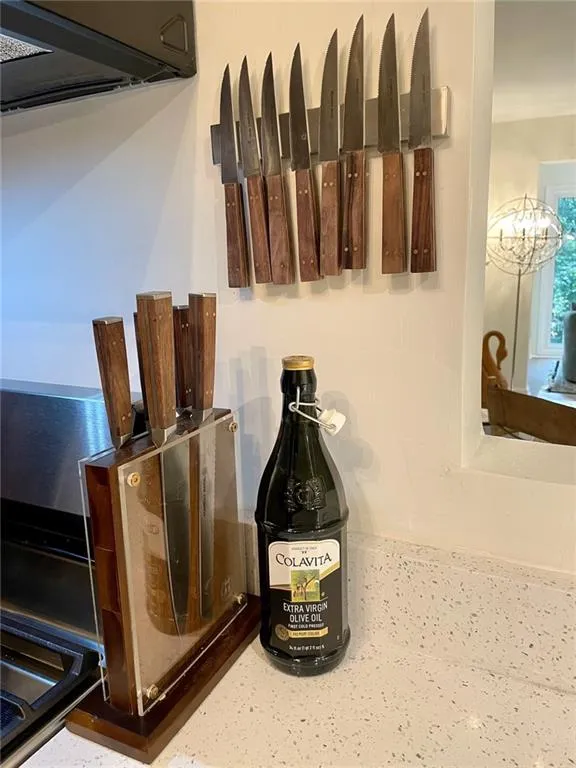 1407 Vicksburg Place, Sandy Springs, Georgia 30350, 2 Bedrooms Bedrooms, ,2 BathroomsBathrooms,Residential,Sold,1407 Vicksburg Place,7472672