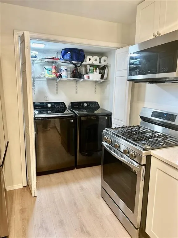 1407 Vicksburg Place, Sandy Springs, Georgia 30350, 2 Bedrooms Bedrooms, ,2 BathroomsBathrooms,Residential,Sold,1407 Vicksburg Place,7472672