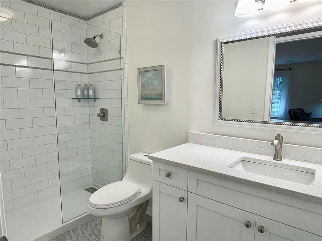 1407 Vicksburg Place, Sandy Springs, Georgia 30350, 2 Bedrooms Bedrooms, ,2 BathroomsBathrooms,Residential,Sold,1407 Vicksburg Place,7472672