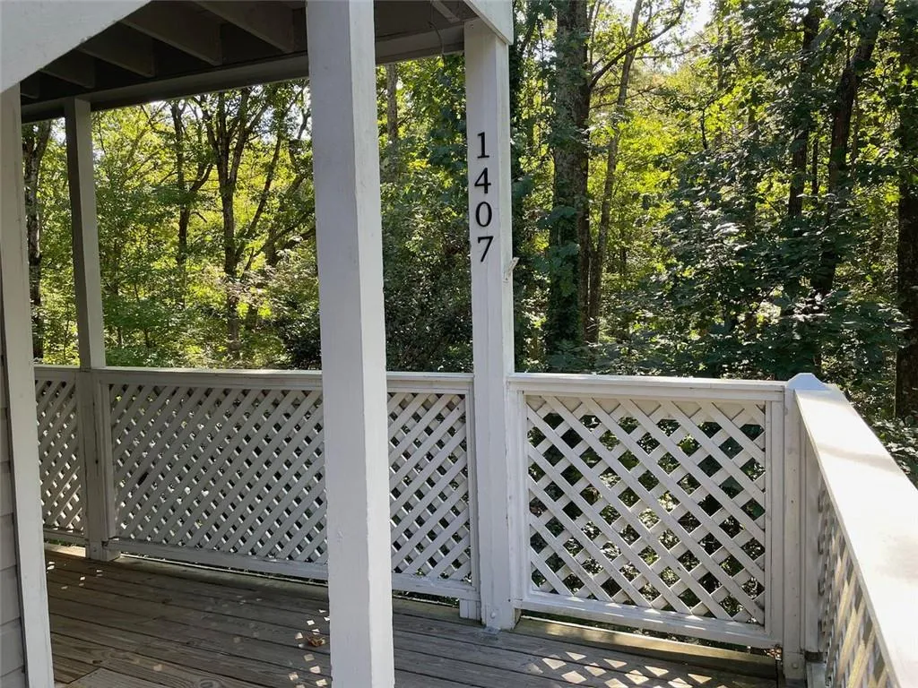 1407 Vicksburg Place, Sandy Springs, Georgia 30350, 2 Bedrooms Bedrooms, ,2 BathroomsBathrooms,Residential,Sold,1407 Vicksburg Place,7472672