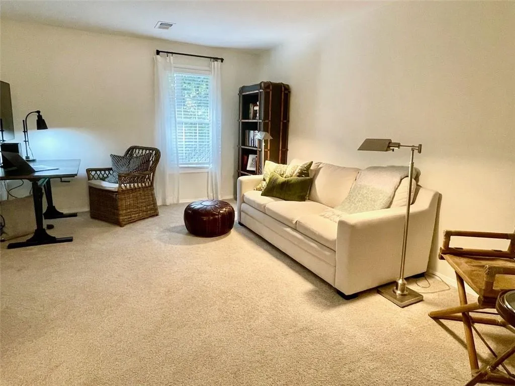 1407 Vicksburg Place, Sandy Springs, Georgia 30350, 2 Bedrooms Bedrooms, ,2 BathroomsBathrooms,Residential,Sold,1407 Vicksburg Place,7472672