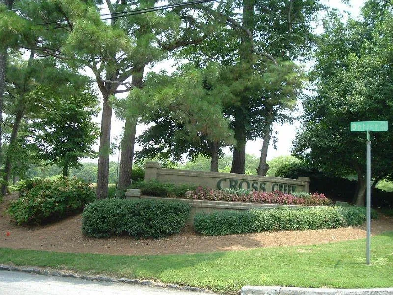 5 Arpege Way Nw, Atlanta, Georgia 30327, 2 Bedrooms Bedrooms, ,2 BathroomsBathrooms,Residential,Sold,5 Arpege Way Nw,7198479