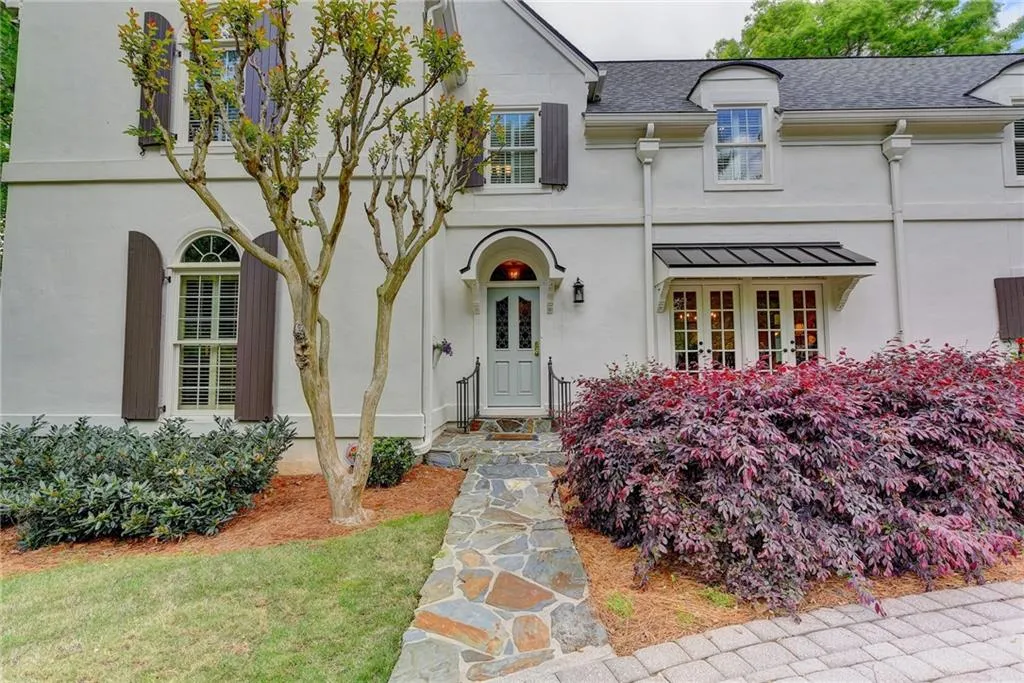 605 Blue Teal Court Nw, Sandy Springs, Georgia 30327, 4 Bedrooms Bedrooms, ,4 BathroomsBathrooms,Residential,Sold,605 Blue Teal Court Nw,6712828
