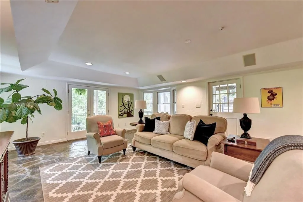 605 Blue Teal Court Nw, Sandy Springs, Georgia 30327, 4 Bedrooms Bedrooms, ,4 BathroomsBathrooms,Residential,Sold,605 Blue Teal Court Nw,6712828